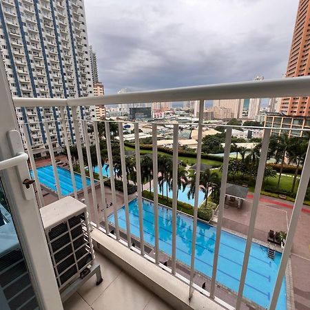 Studio Units At Sm Light Residences Condo Beside Boni Mrt Station Манила Екстериор снимка