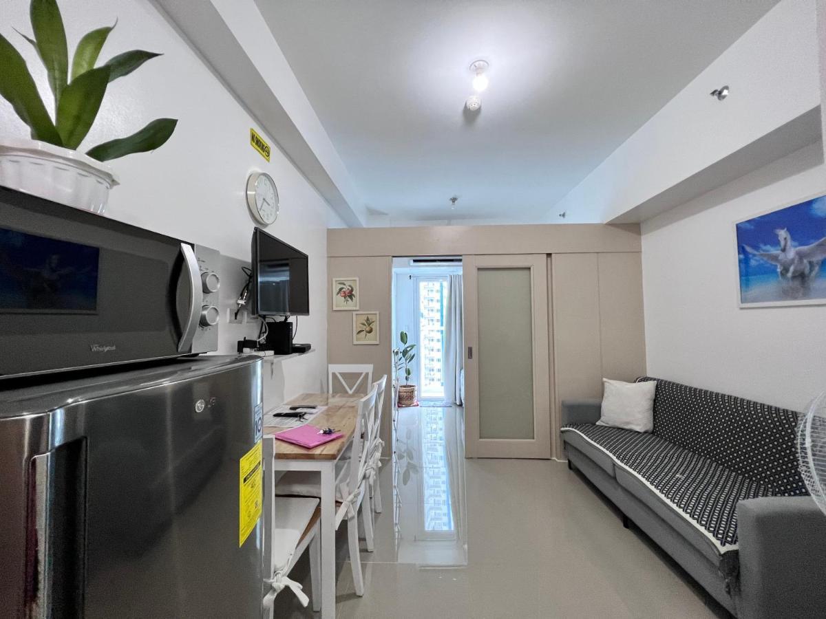 Studio Units At Sm Light Residences Condo Beside Boni Mrt Station Манила Екстериор снимка