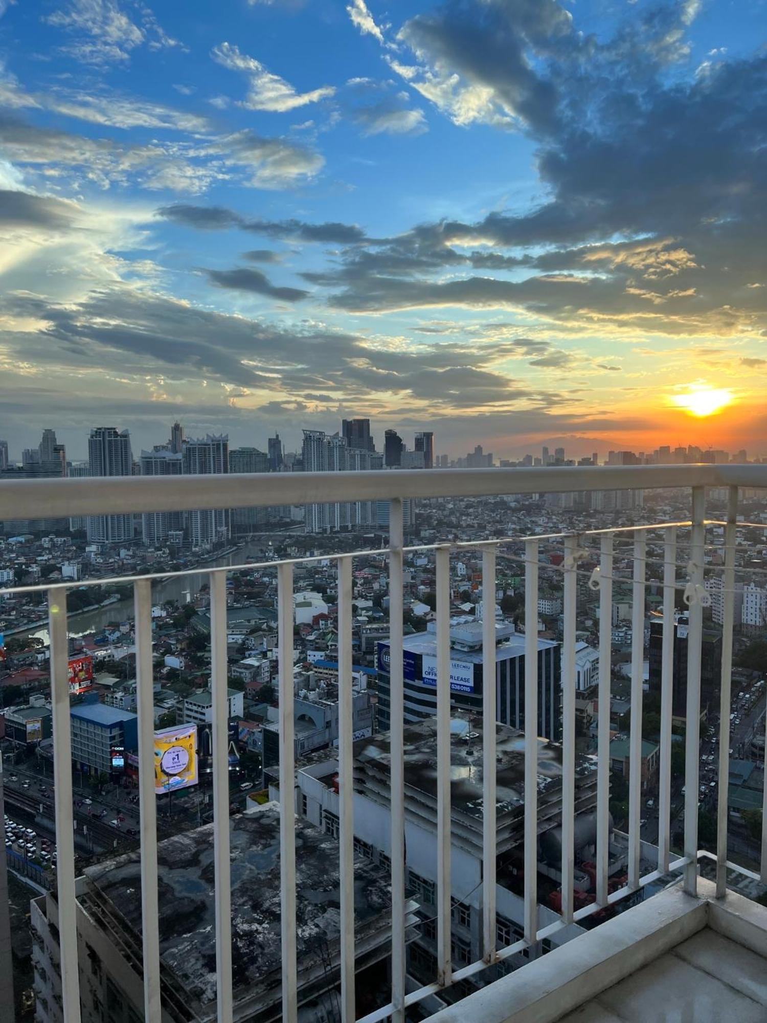 Studio Units At Sm Light Residences Condo Beside Boni Mrt Station Манила Екстериор снимка